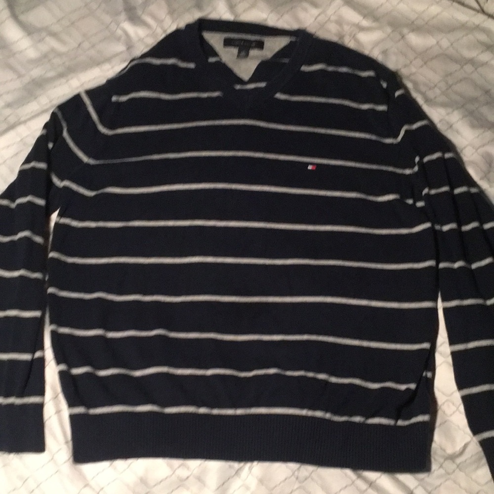 Vintage Tommy Hilfiger V-neck striped sweater men’s L